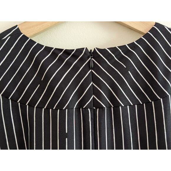 NWT Diane Von Furstenberg Sz 2 Short Sleeve V-Neck Silk Jumpsuit Larson Black - Picture 8 of 10